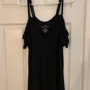 American eagle cold shoulder top